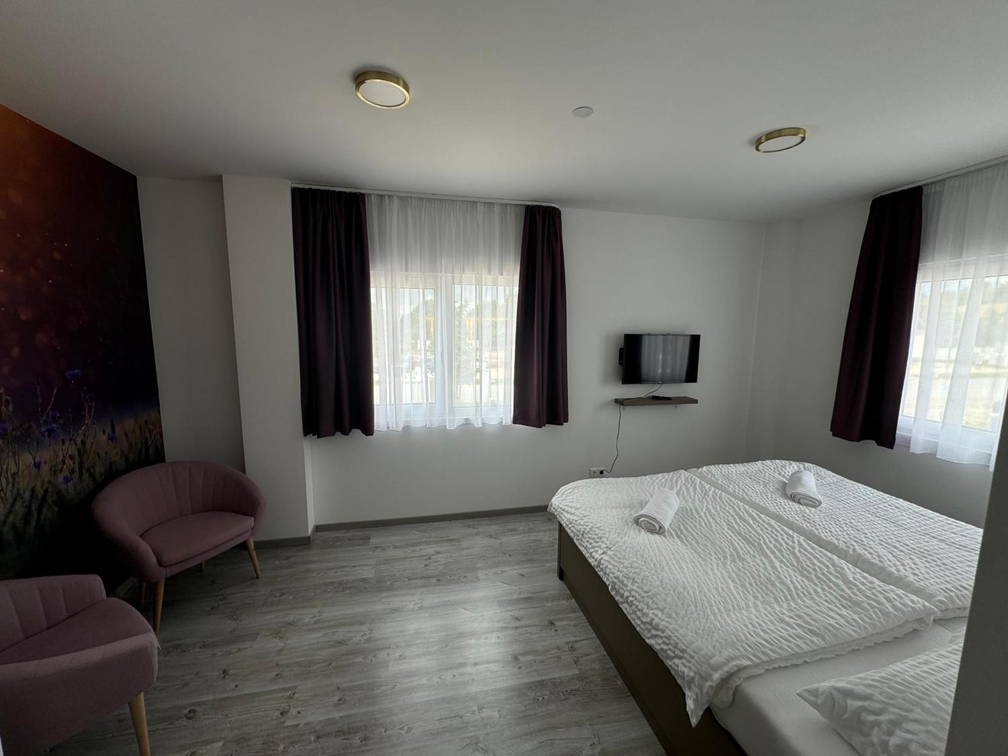 Potkerek Motel ジュール エクステリア 写真